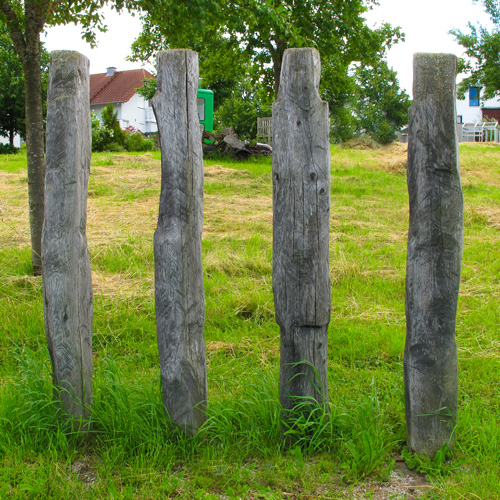 4 figurative Stelen - Wendelin Matt - nk2rw135a